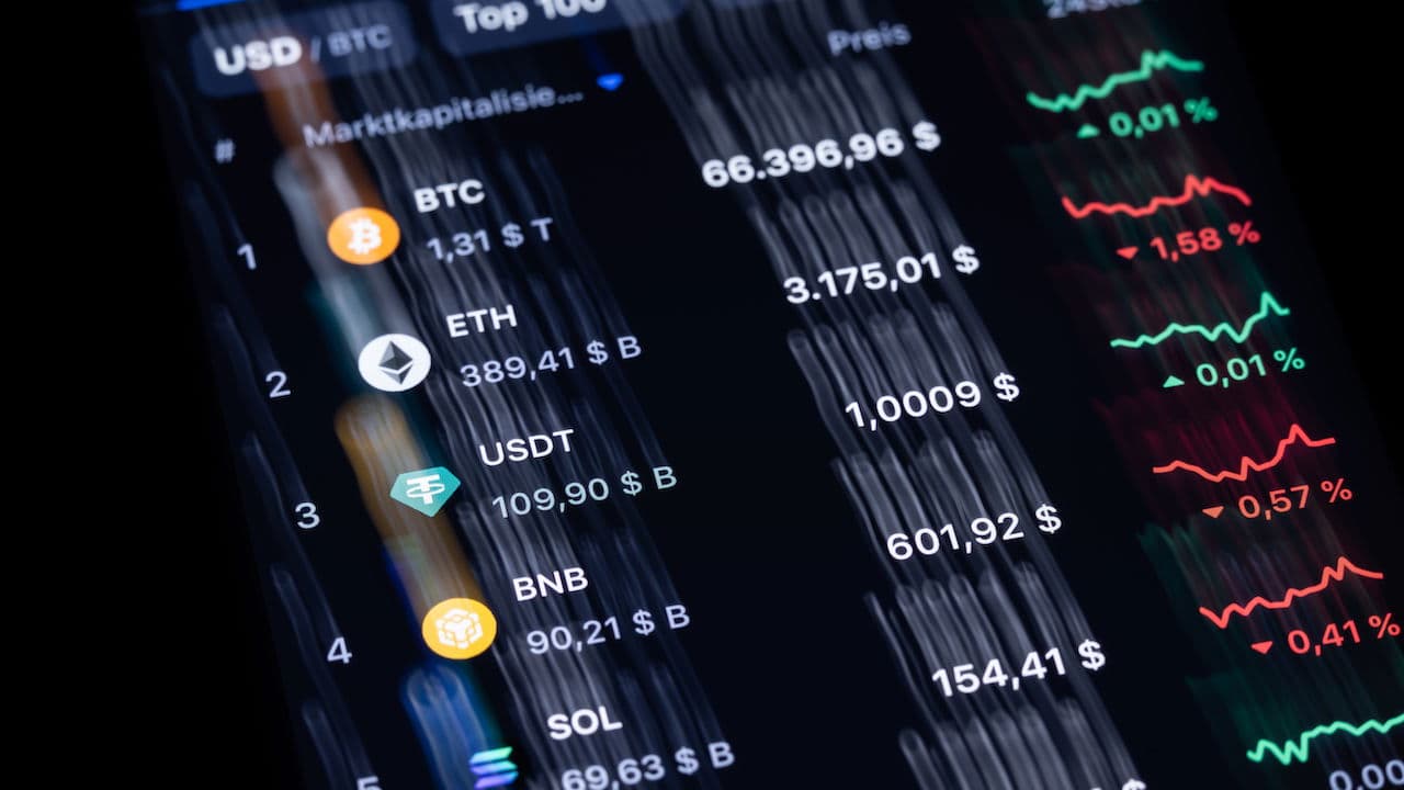 Chinesische Geldwäsche-Netzwerke waschen 20% aller illegalen